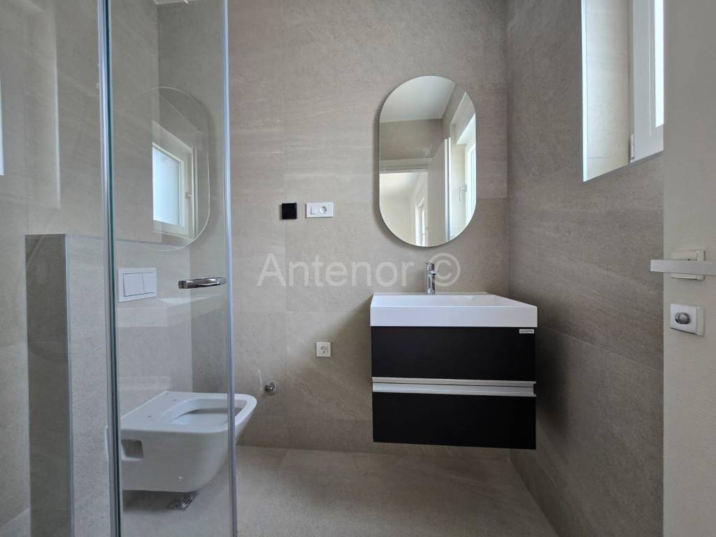Apartman na moru, Prodaja, Privlaka, Privlaka