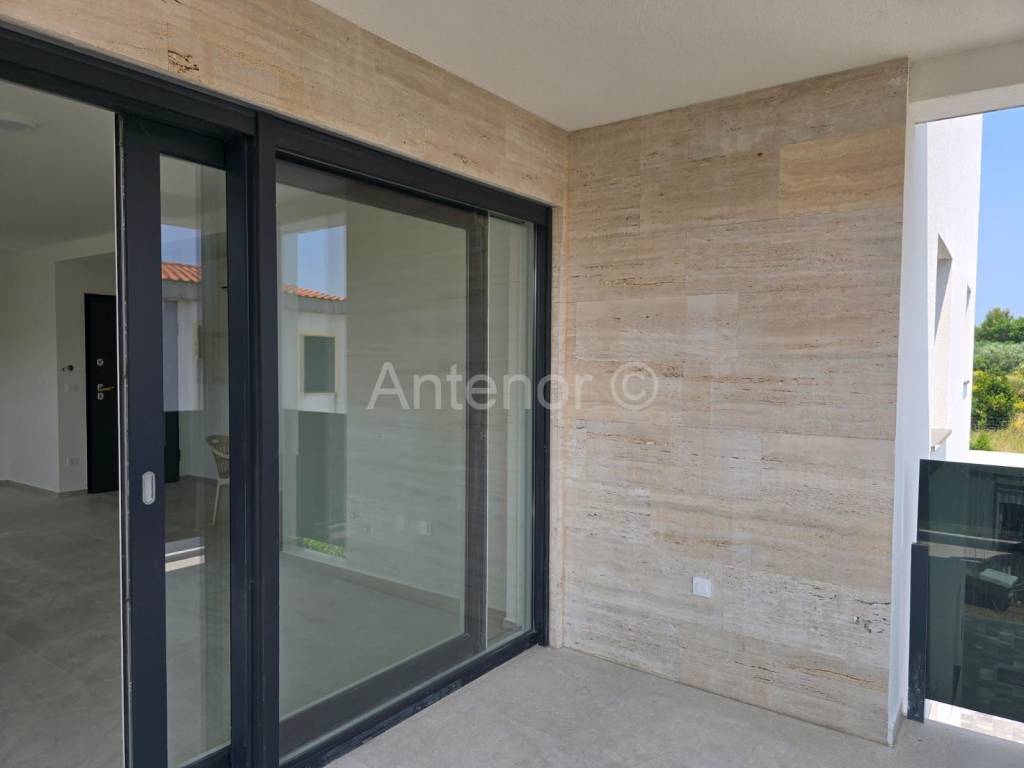 Apartman na moru, Prodaja, Privlaka, Privlaka