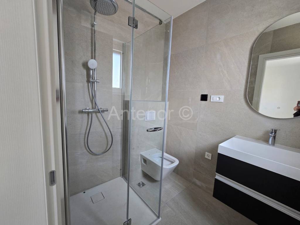 Apartman na moru, Prodaja, Privlaka, Privlaka