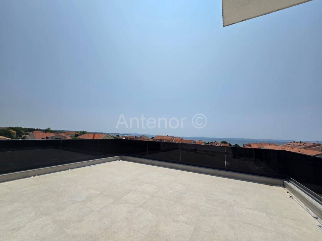 Apartman na moru, Prodaja, Privlaka, Privlaka