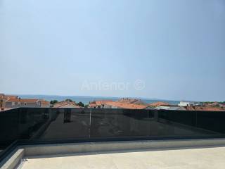 Luksuzni apartman, Prodaja, Privlaka, Privlaka