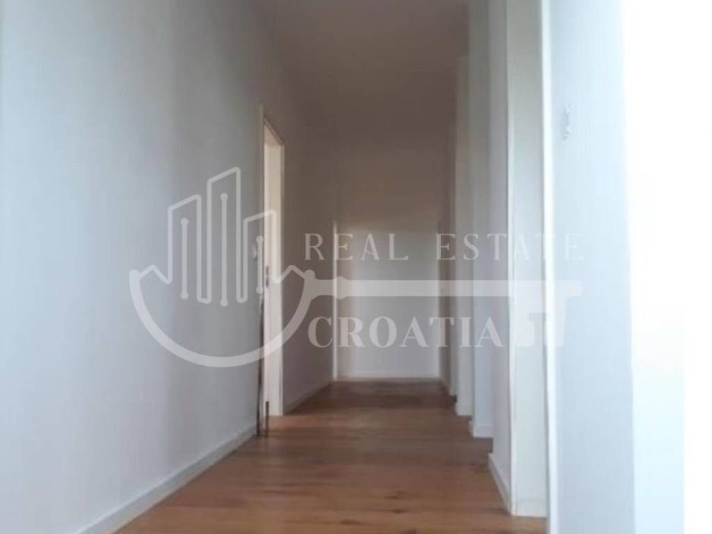 Stan u zgradi, prodaja, Zagreb,Odra