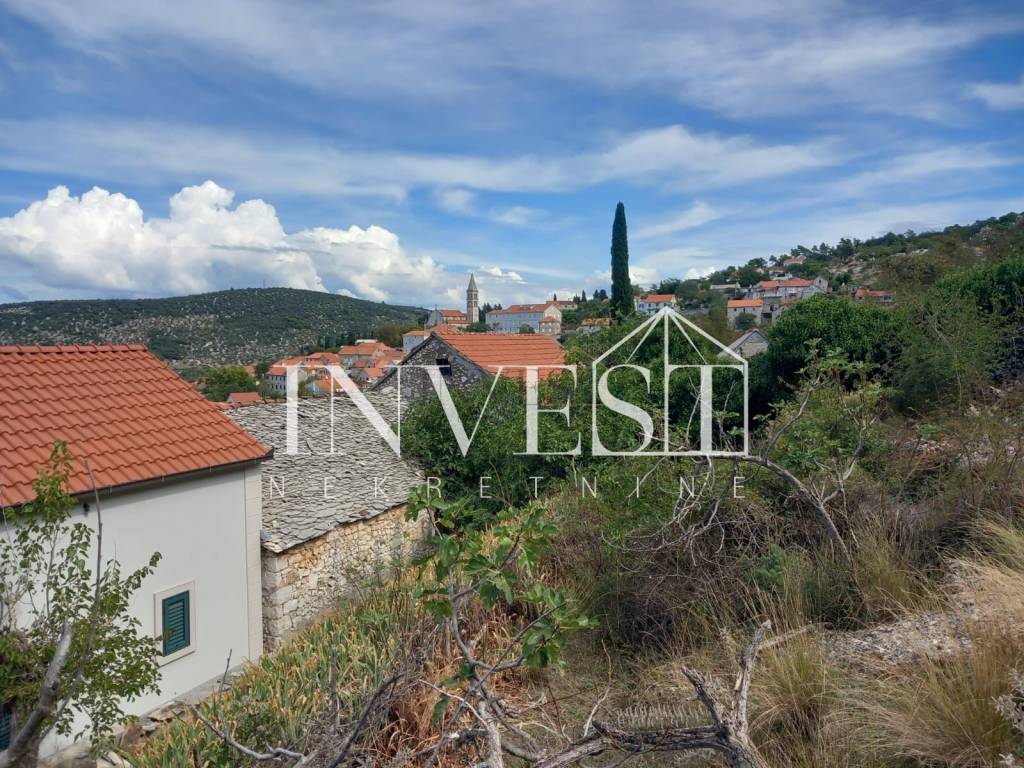 Dvojna kuća, Prodaja, Nerežišća, Nerežišća