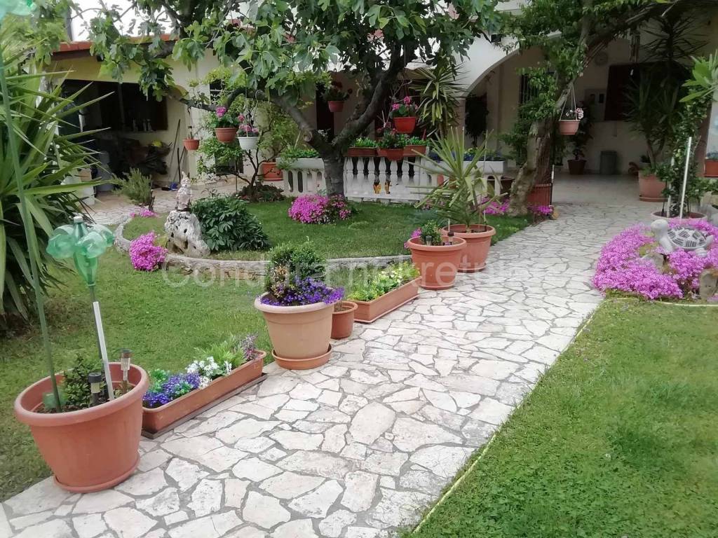 Apartmanska kuća, Prodaja, Vir, Vir