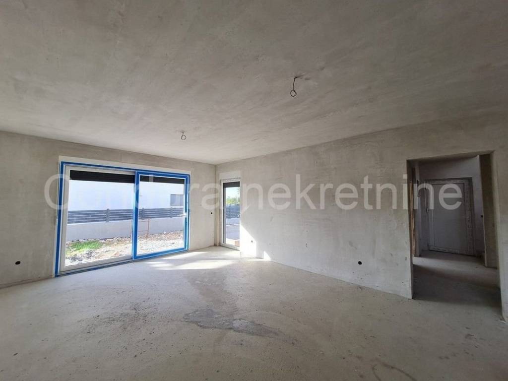 Vila, Prodaja, Privlaka, Privlaka