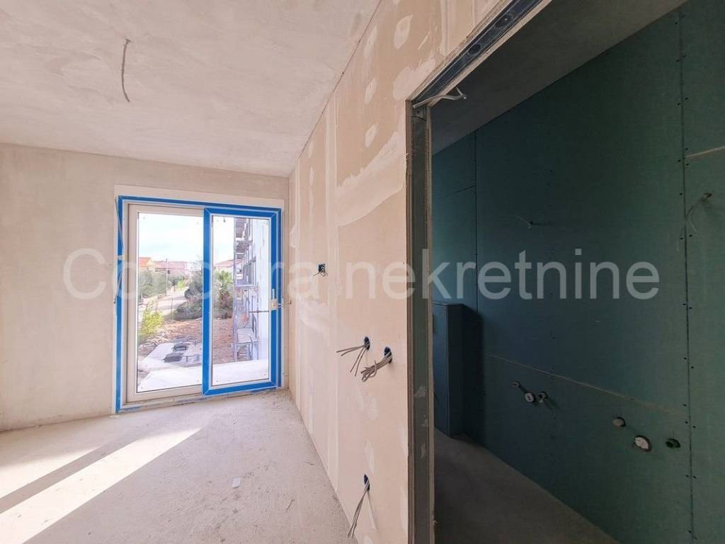 Vila, Prodaja, Privlaka, Privlaka