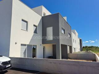 Apartman na moru, Prodaja, Privlaka, Privlaka