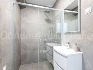 Apartman na moru, Prodaja, Povljana, Povljana