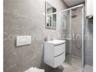 Apartman na moru, Prodaja, Povljana, Povljana