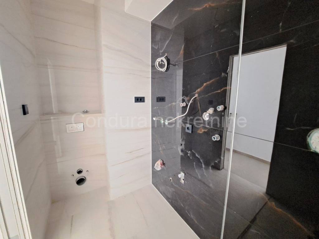 Apartman na moru, Prodaja, Nin, Zaton