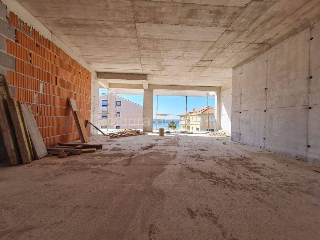 Apartman na moru, Prodaja, Privlaka, Privlaka