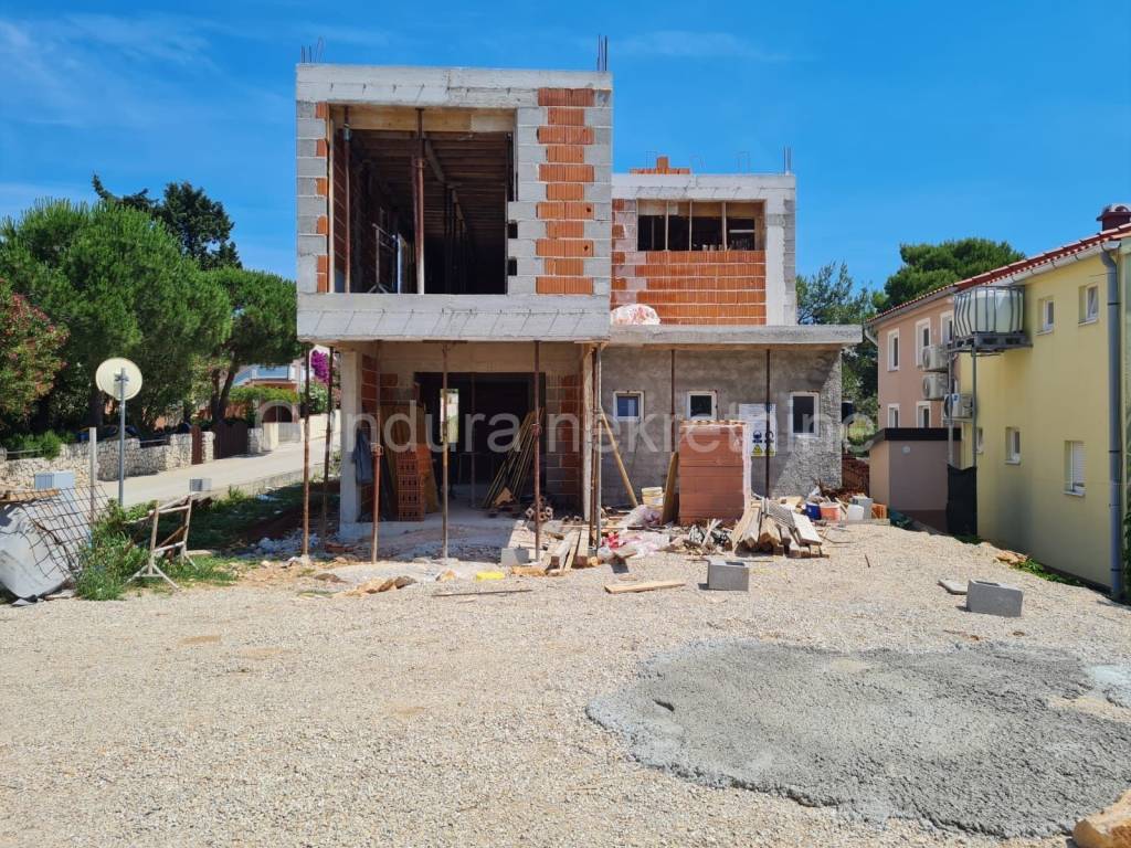 Vila, Prodaja, Vir, Vir
