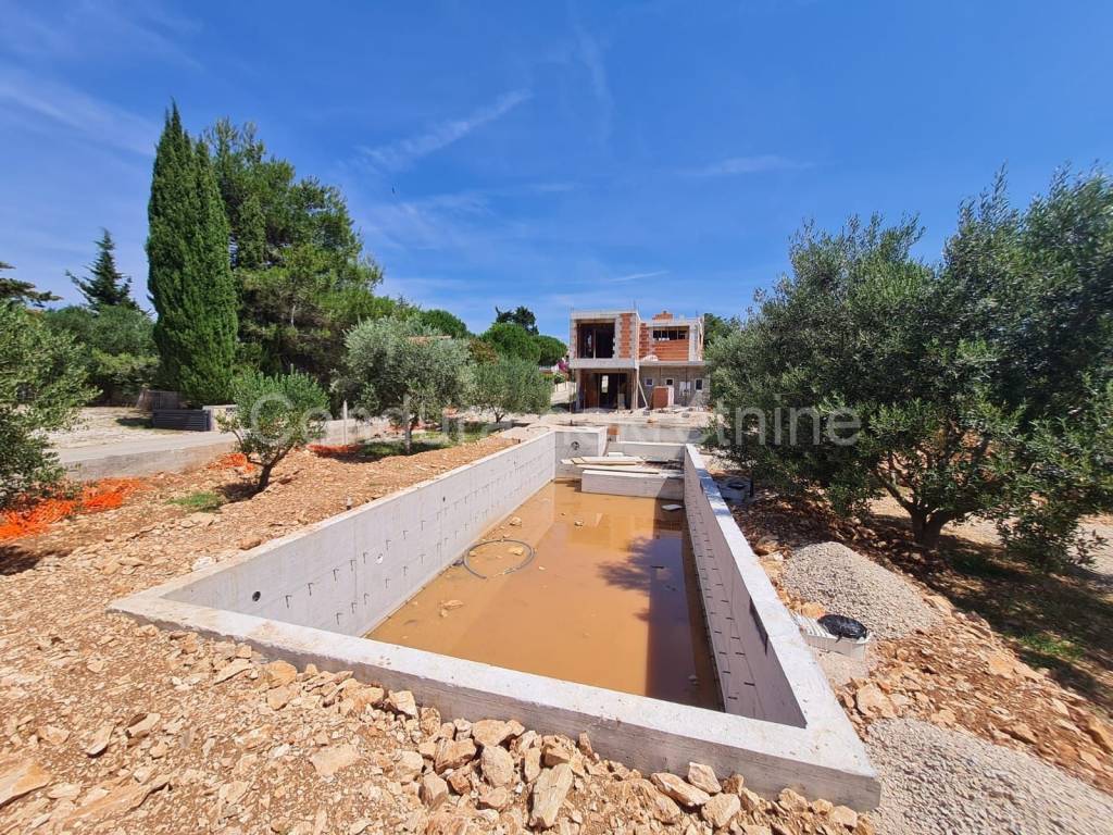 Vila, Prodaja, Vir, Vir