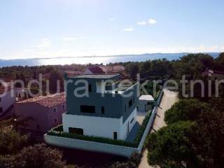 Vila, Prodaja, Vir, Vir
