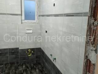 Apartman na moru, Prodaja, Vir, Vir