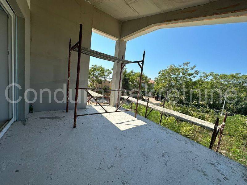 Apartman na moru, Prodaja, Vir, Vir