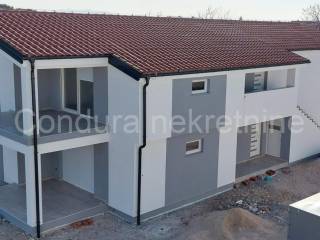 Apartman na moru, Prodaja, Vir, Vir