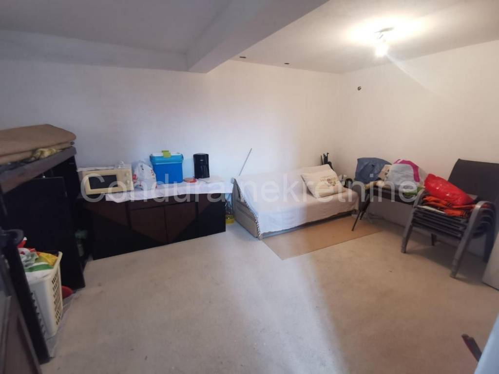 Apartmanska kuća, Prodaja, Vir, Vir