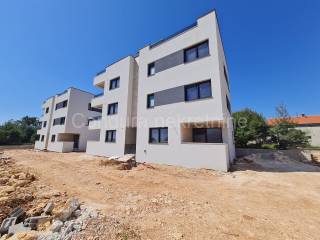 Apartman na moru, Prodaja, Vir, Vir