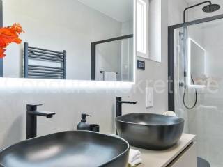 Kamena kuća, Prodaja, Privlaka, Privlaka