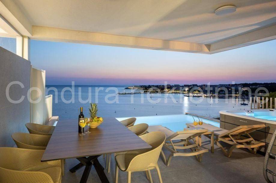 Apartman na moru, Prodaja, Povljana, Povljana