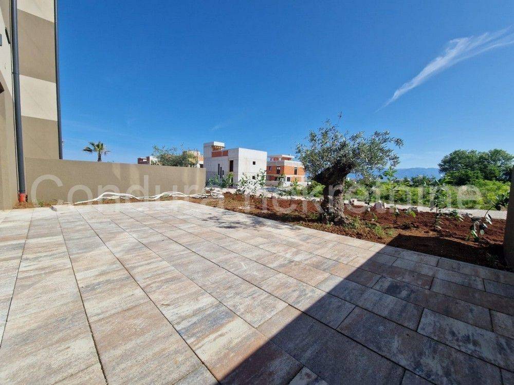 Apartman na moru, Prodaja, Privlaka, Privlaka