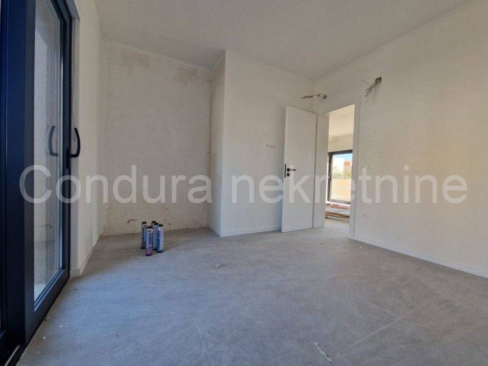 Apartman na moru, Prodaja, Privlaka, Privlaka