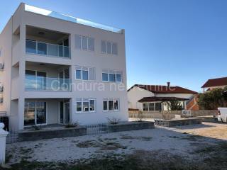 Apartman na moru, Prodaja, Vir, Vir