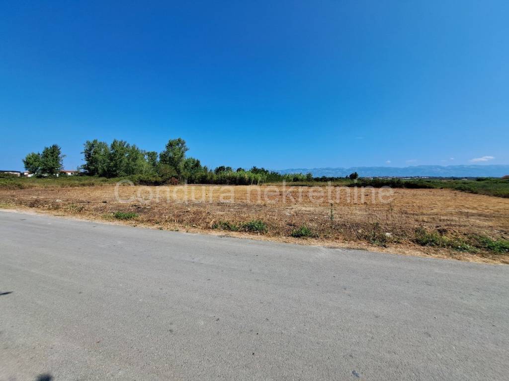 Građevinsko zemljište, Prodaja, Vrsi, Zukve