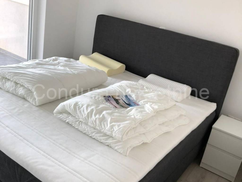 Apartman na moru, Prodaja, Vir, Vir