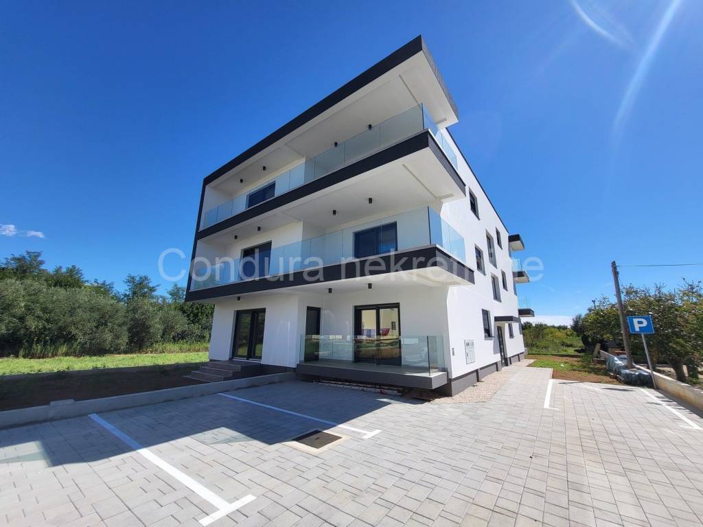 Apartman na moru, Prodaja, Privlaka, Privlaka