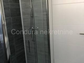 Apartman na moru, Prodaja, Vir, Vir