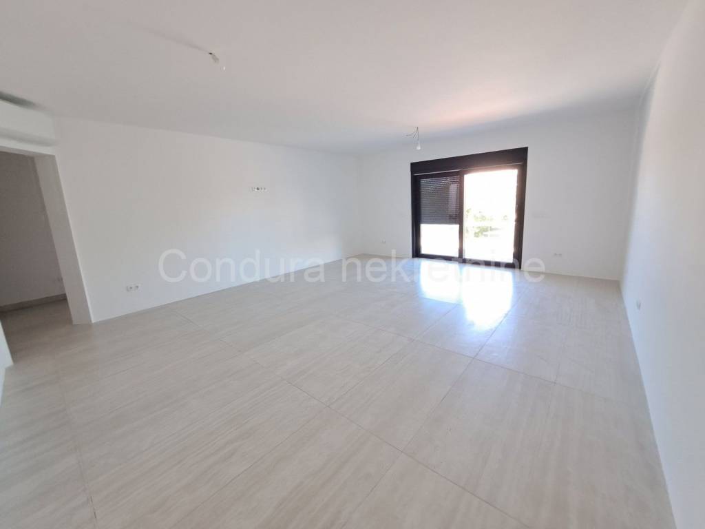 Apartman na moru, Prodaja, Privlaka, Privlaka