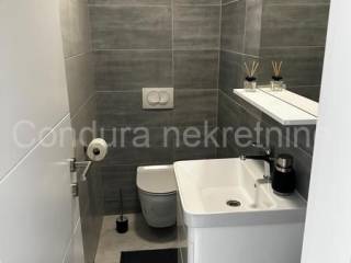 Apartman na moru, Prodaja, Vir, Vir