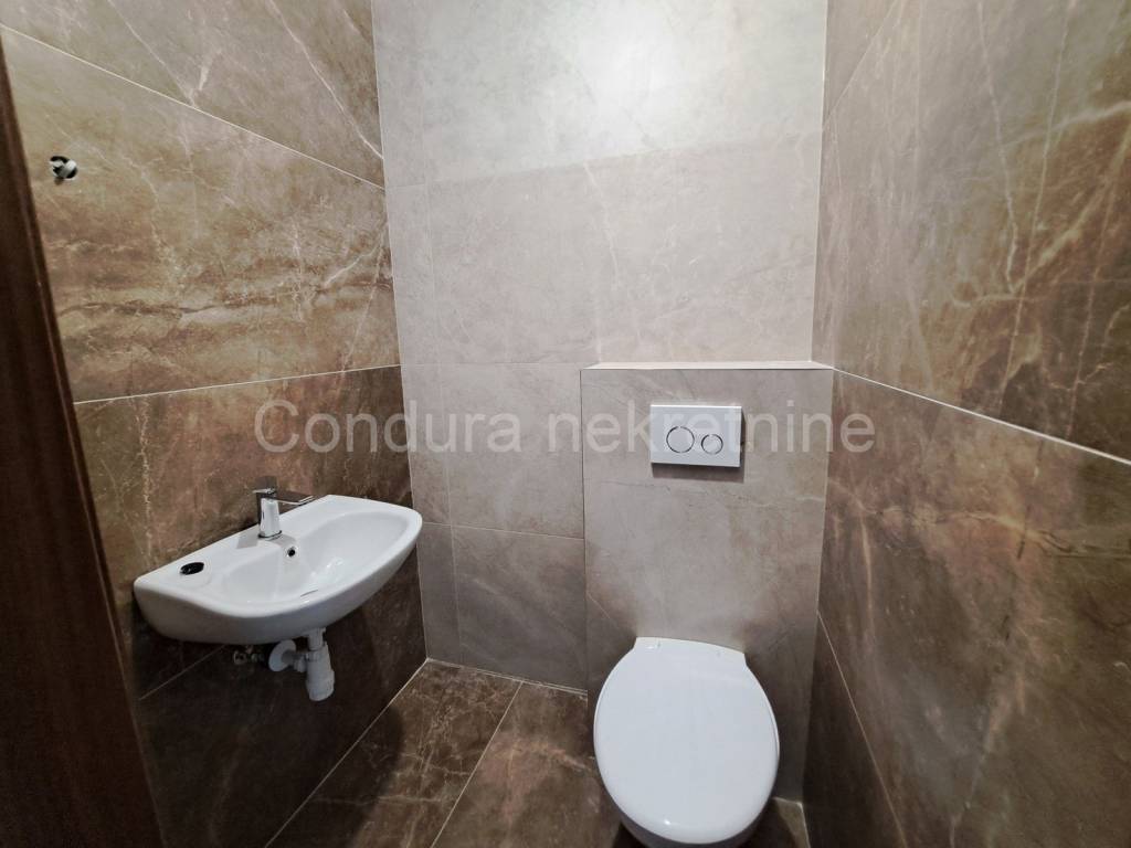 Apartman na moru, Prodaja, Privlaka, Privlaka