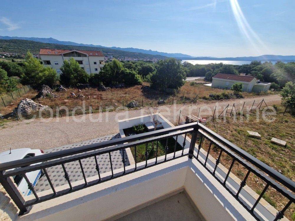 Apartman s okućnicom, Prodaja, Vir, Vir