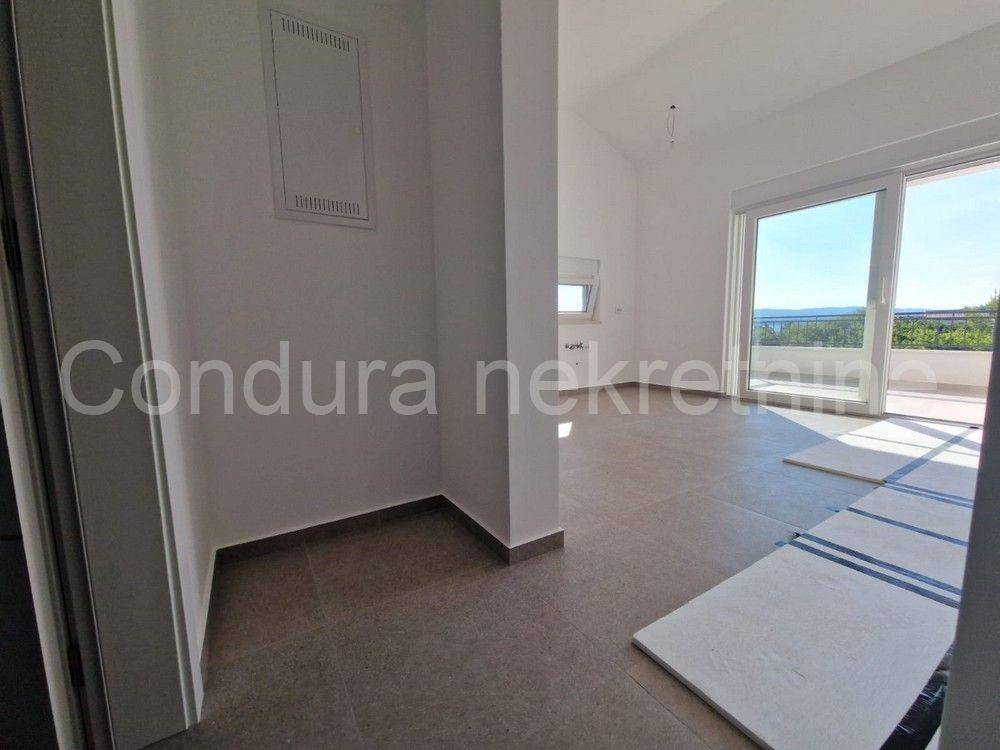 Apartman s okućnicom, Prodaja, Vir, Vir