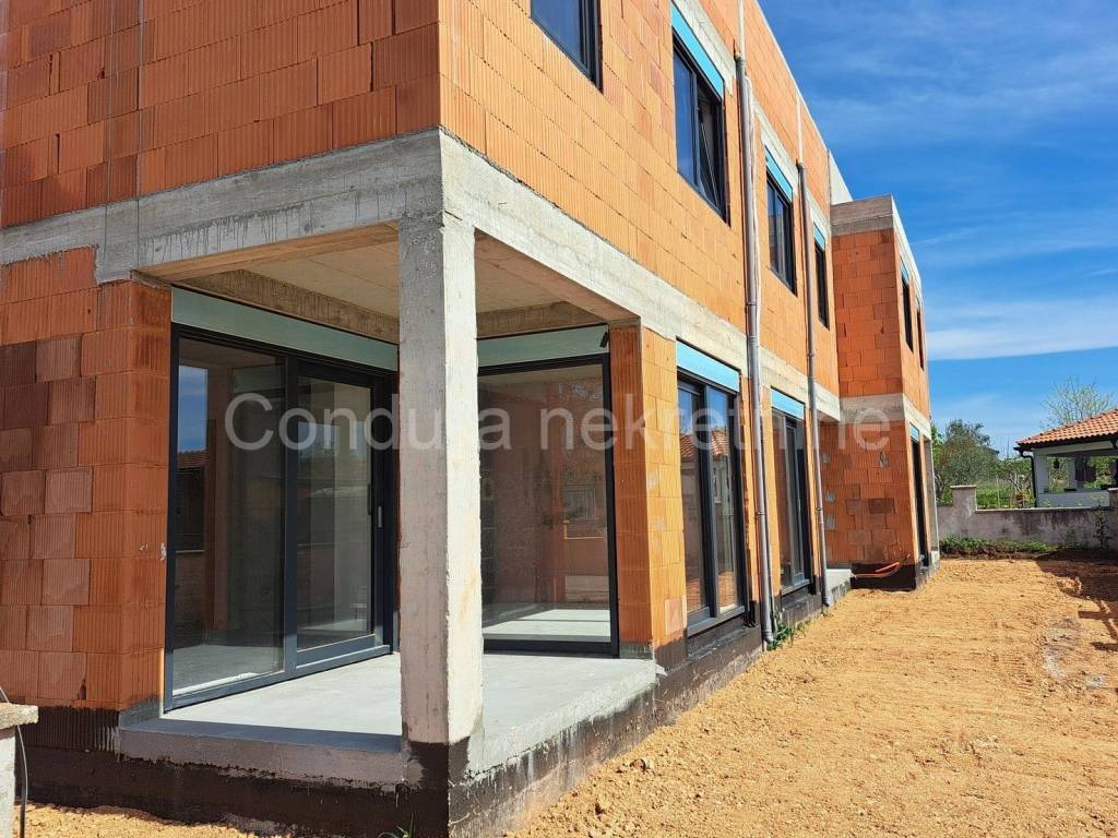 Apartman na moru, Prodaja, Privlaka, Privlaka
