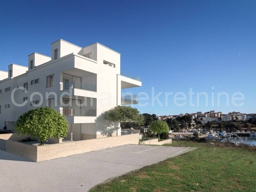 Apartman na moru, Prodaja, Povljana, Povljana