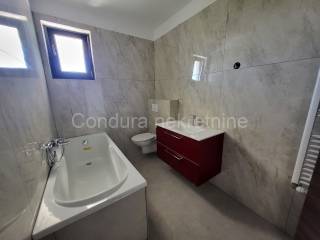 Apartman na moru, Prodaja, Privlaka, Privlaka