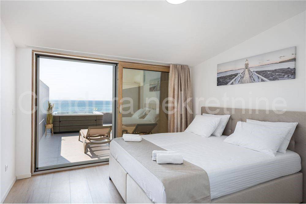 Apartman na moru, Prodaja, Povljana, Povljana