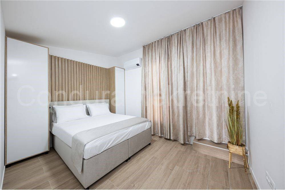 Apartman na moru, Prodaja, Povljana, Povljana