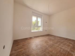 Apartman na moru, Prodaja, Vir, Vir