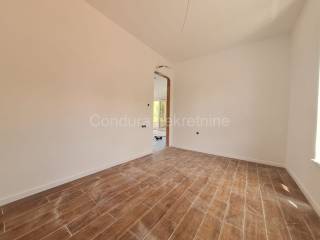 Apartman na moru, Prodaja, Vir, Vir