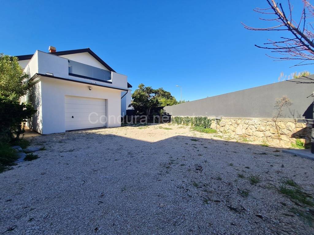 Kuća na moru, Prodaja, Vir, Vir