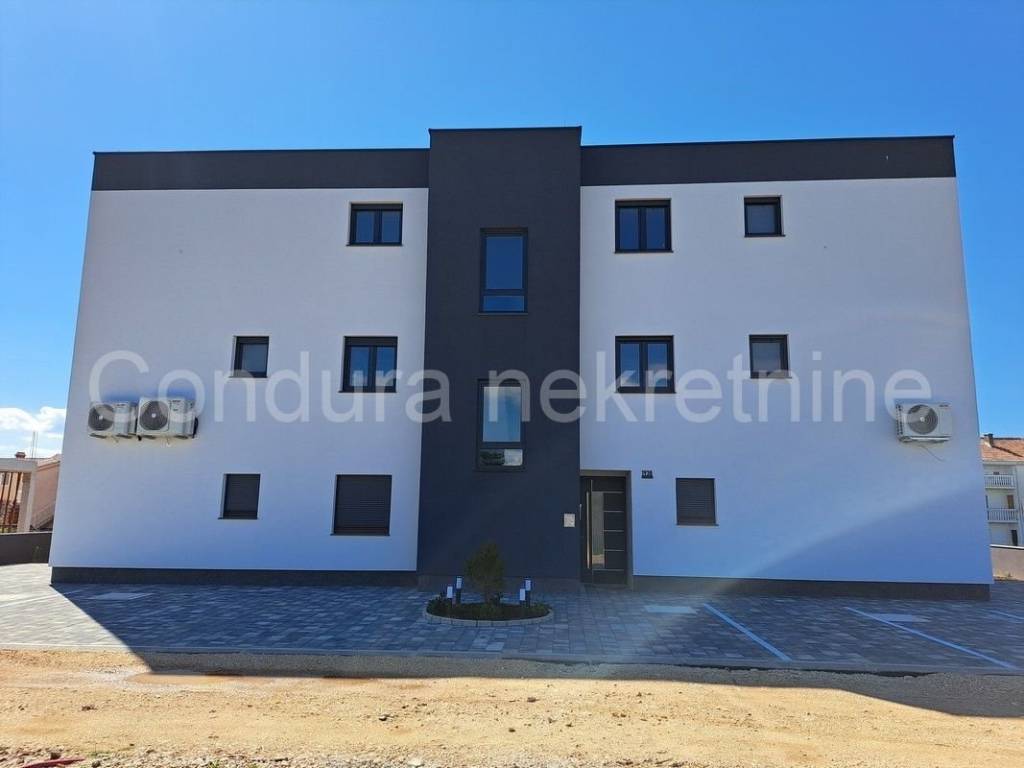 Apartman na moru, Prodaja, Privlaka, Privlaka