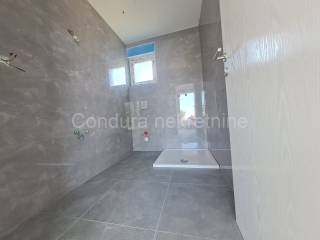 Apartman na moru, Prodaja, Vir, Vir
