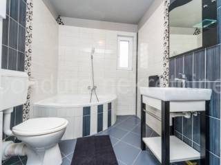 Apartman na moru, Prodaja, Nin, Zaton
