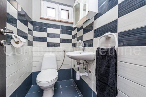 Apartman na moru, Prodaja, Nin, Zaton