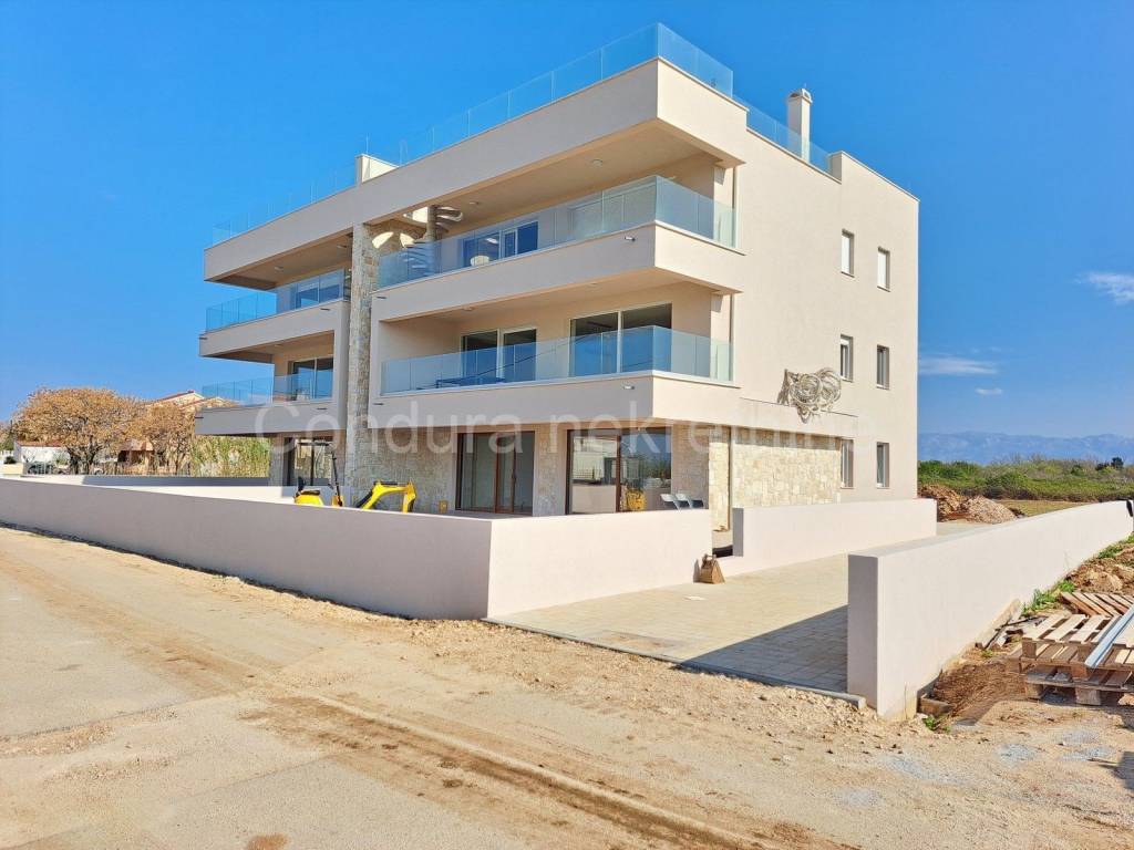 Apartman na moru, Prodaja, Privlaka, Privlaka